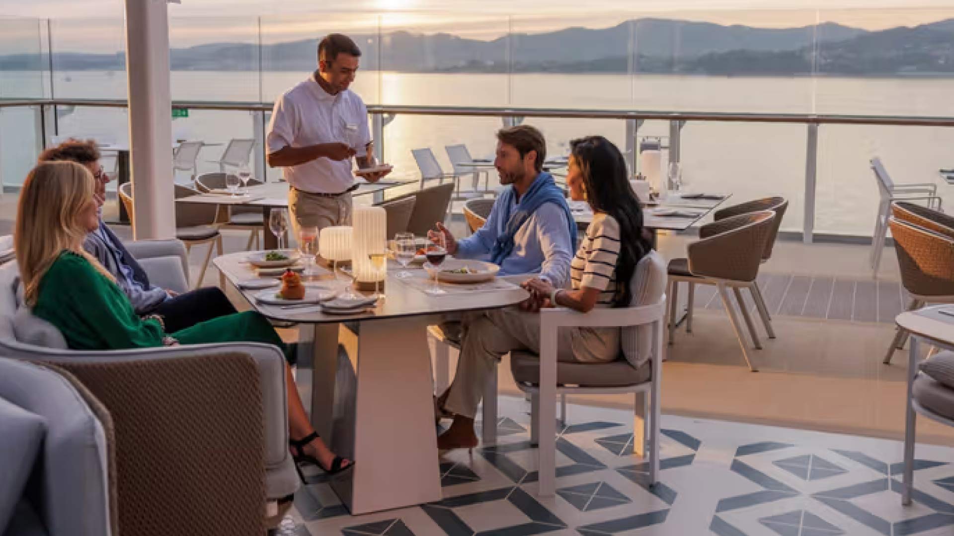Intimate Ultra Luxury Ships 