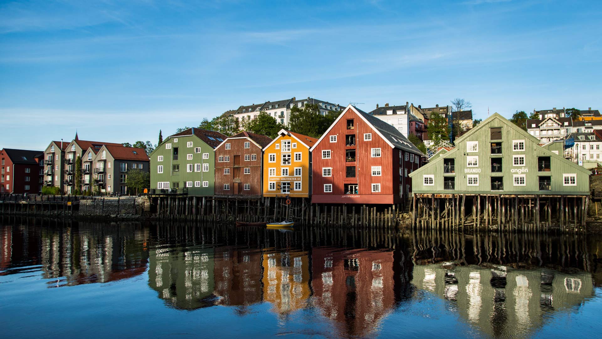 9 Days 8 Nights London to Reykjavik