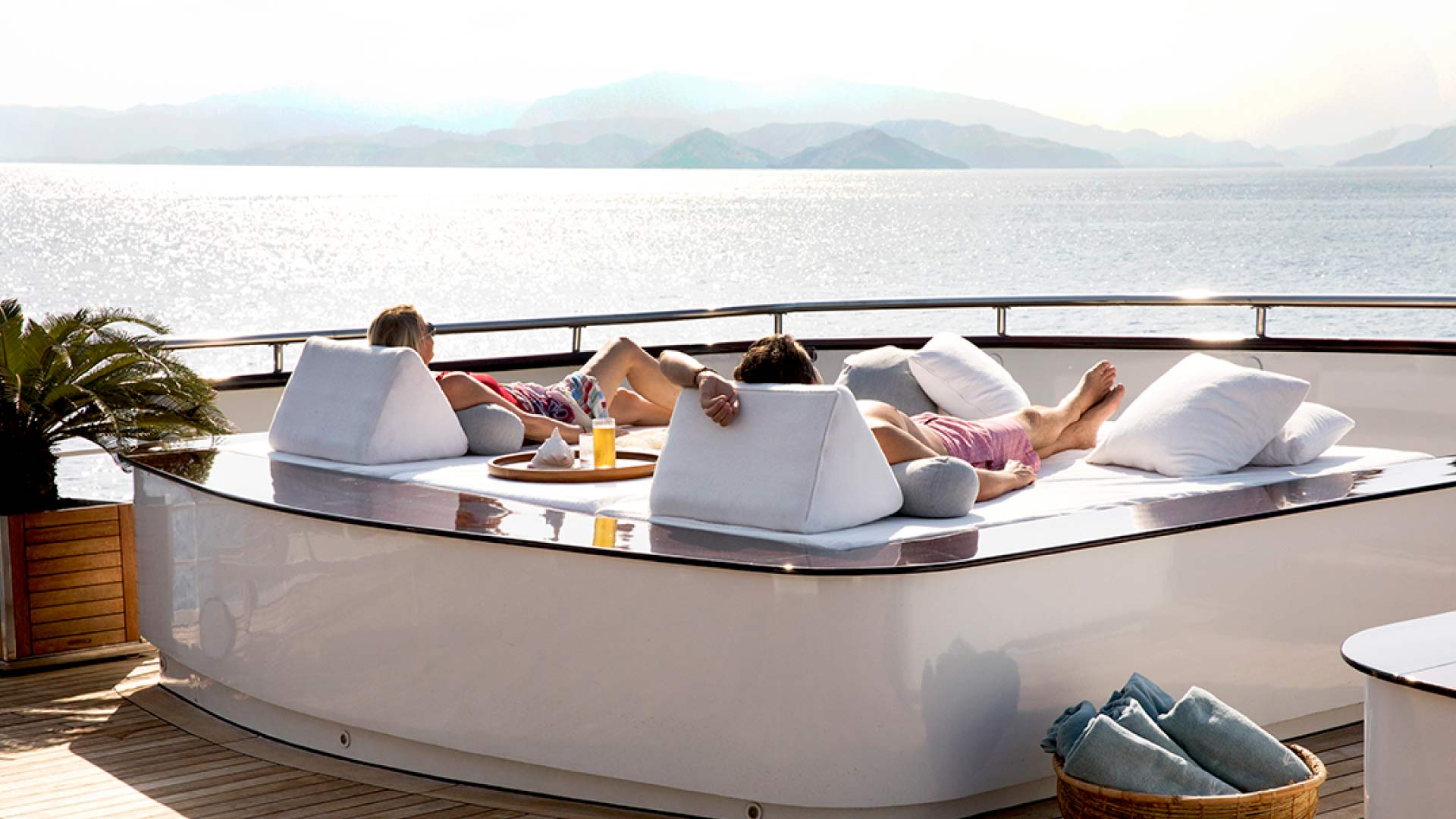 8 Days 7 Nights 
Komodo National Park & Bali Expedition