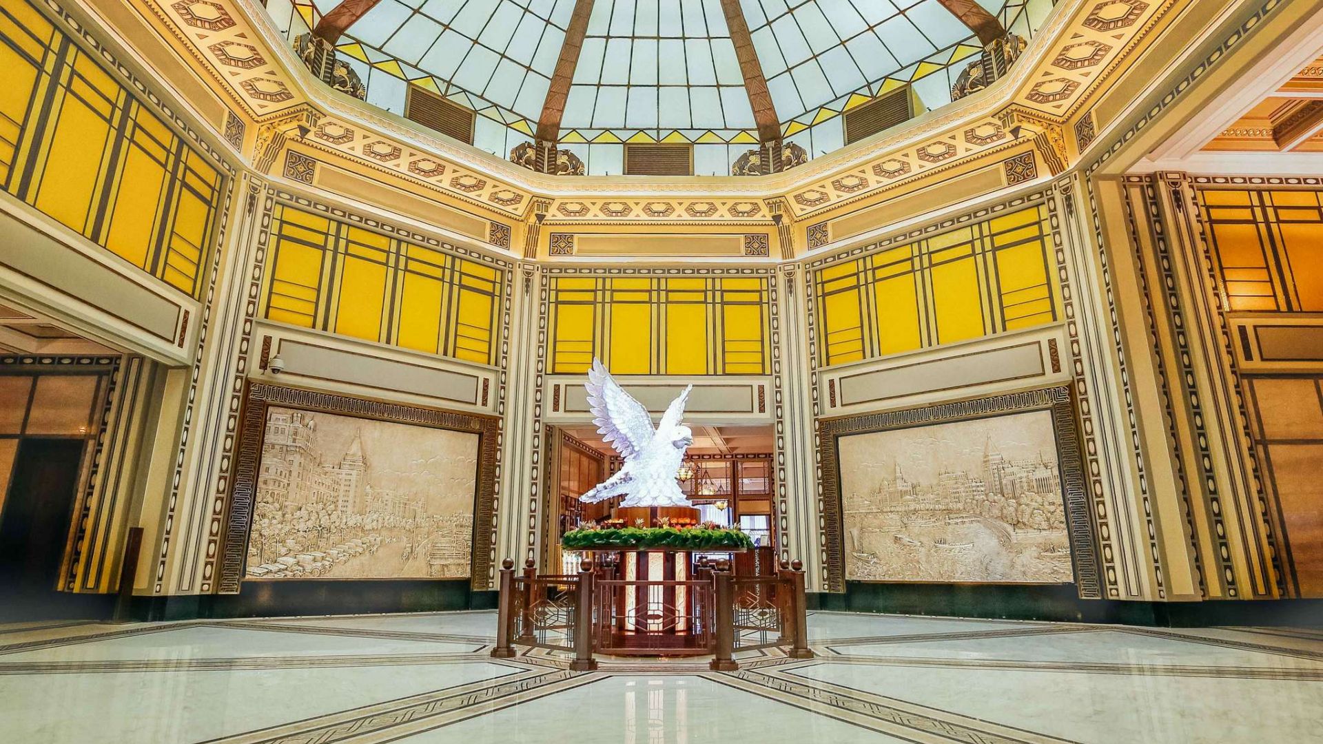 Fairmont Peace Hotel