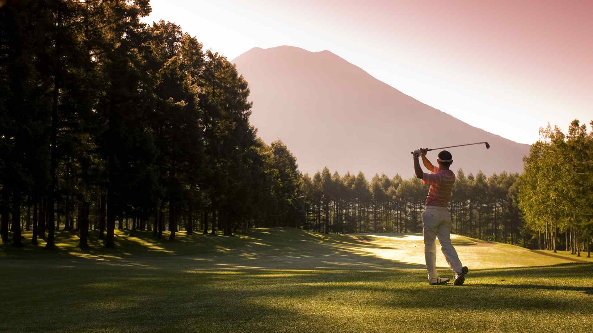 5 DAYS 4 NIGHTS THE NISEKO VILLAGE TANUKI GOLF INVITATIONAL